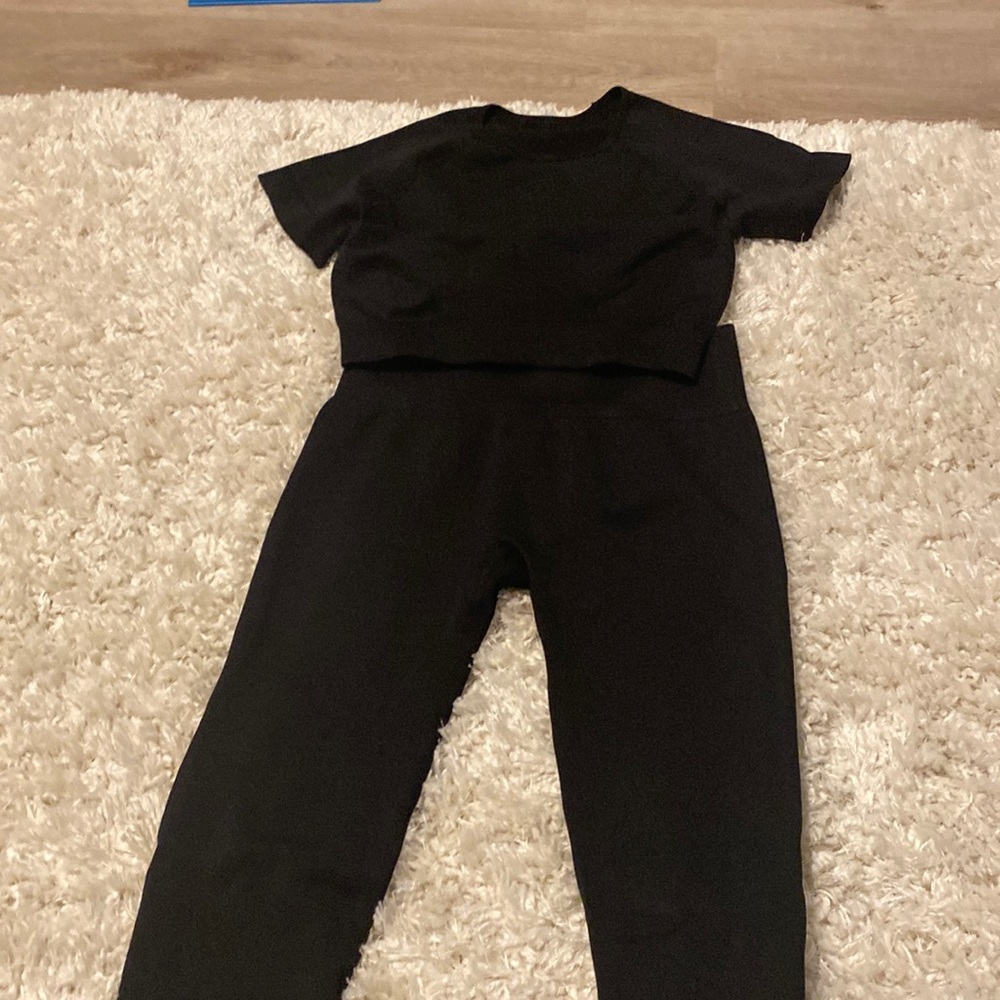 Amazon Workout set